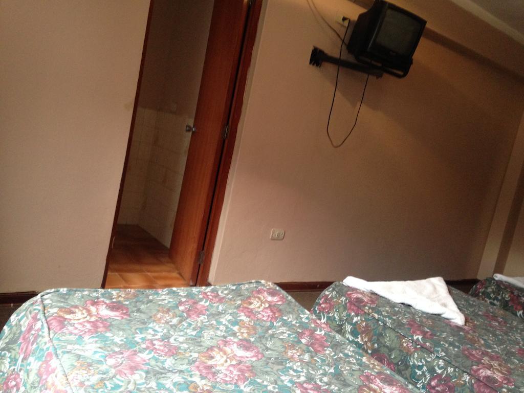Hospedaje Casa Blanca Huaraz  Buitenkant foto